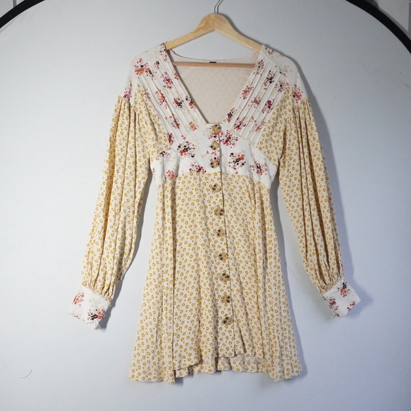 Free People Dresses & Skirts - Free‎ People Wonderland Floral Print VNeck Button Mini Dress Yellow Long Sleeve